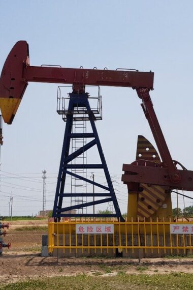 Onshore-Oil-Rig-2.jpg